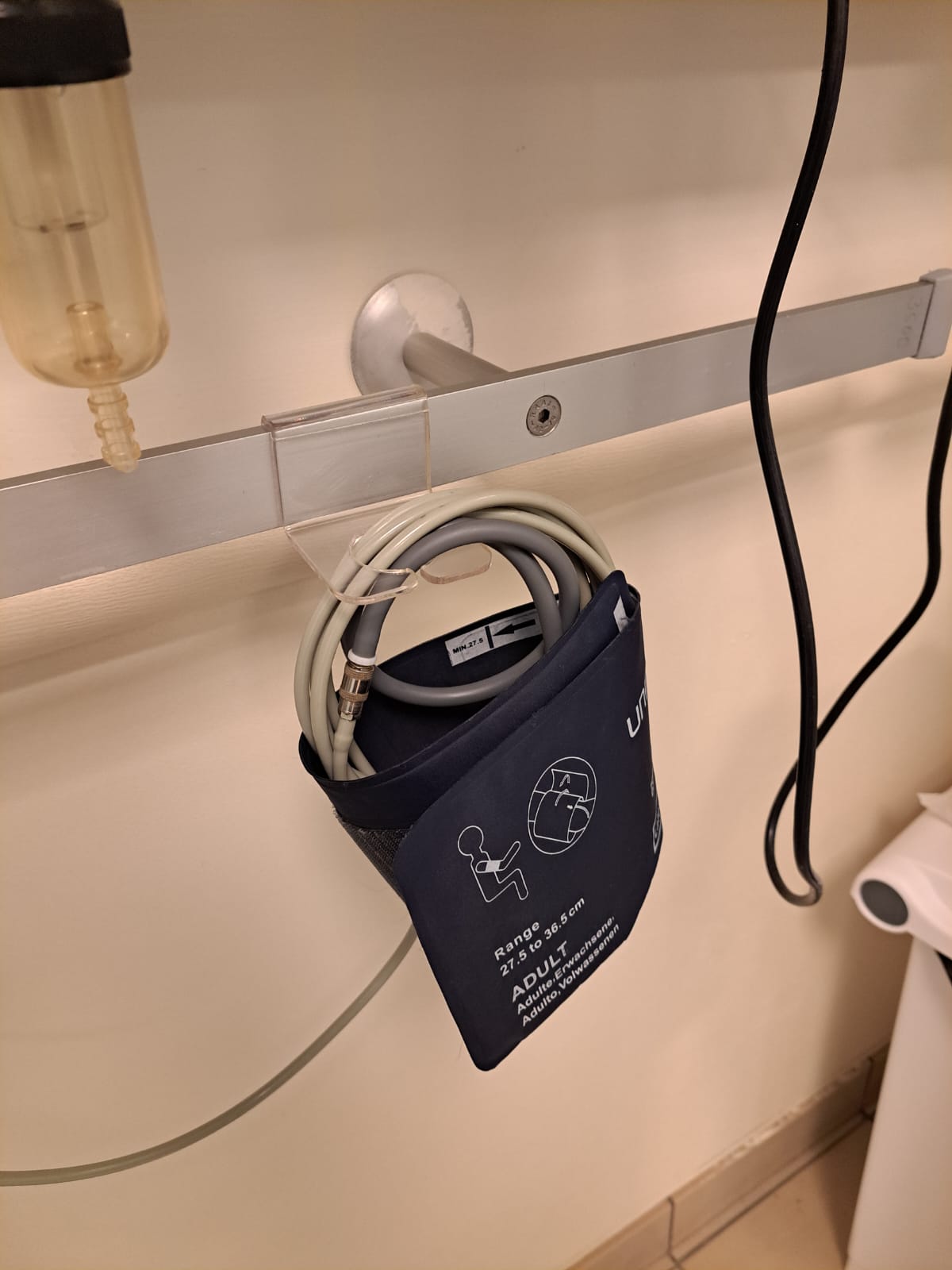 איגוד כבלים על מסילה