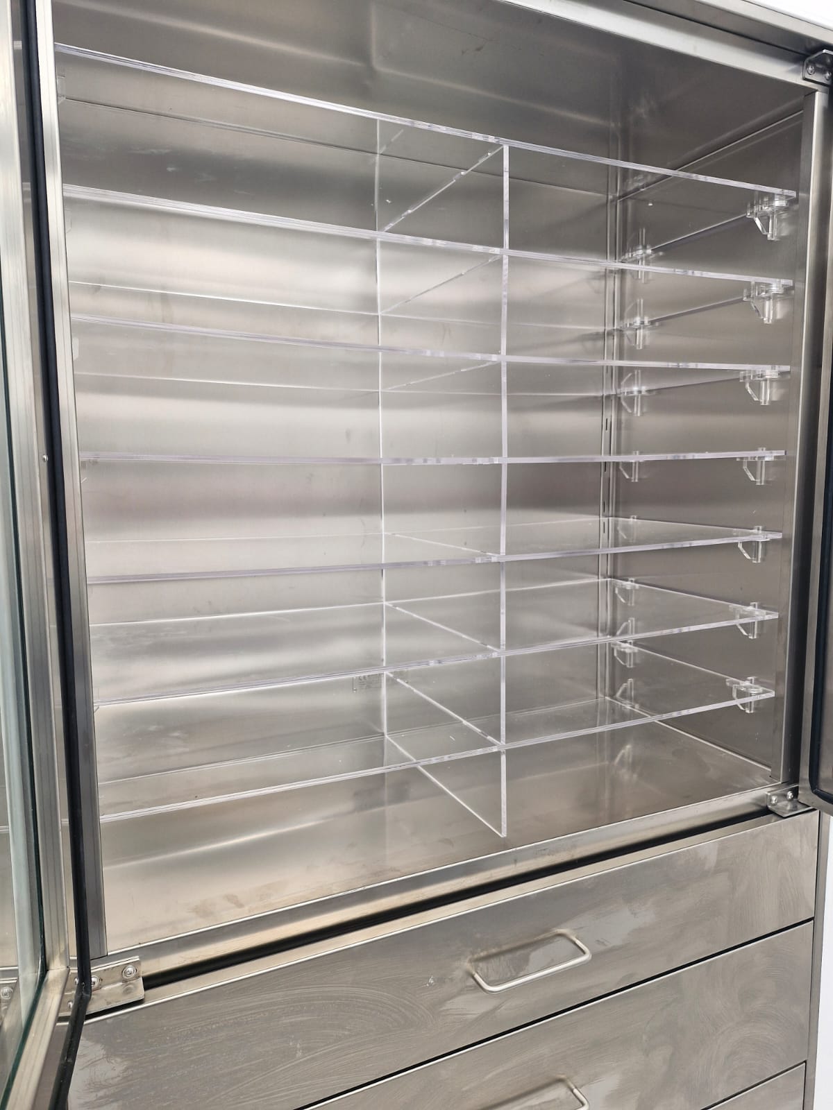 מתקן אחסון12